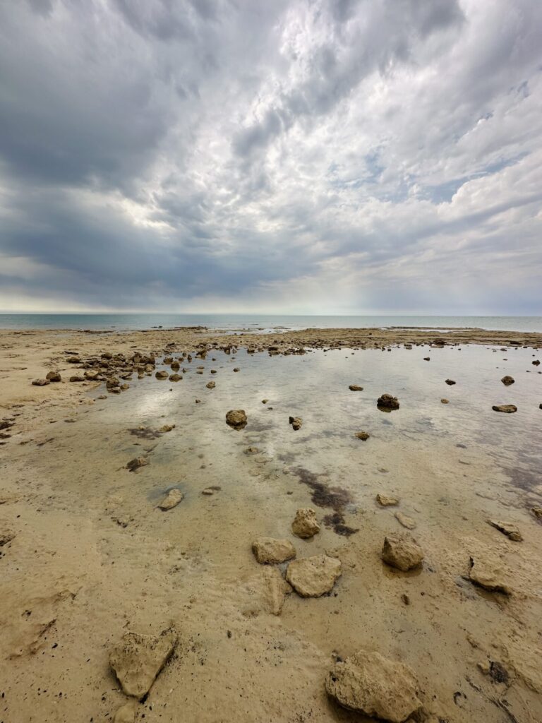 Gladstone Bay, Western Australia. Coral Coast roadtrip. Travel WA